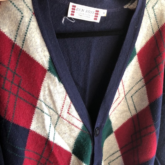 Scottish Lambswool Cozy Cardigan | Size M - Picture 4 of 7